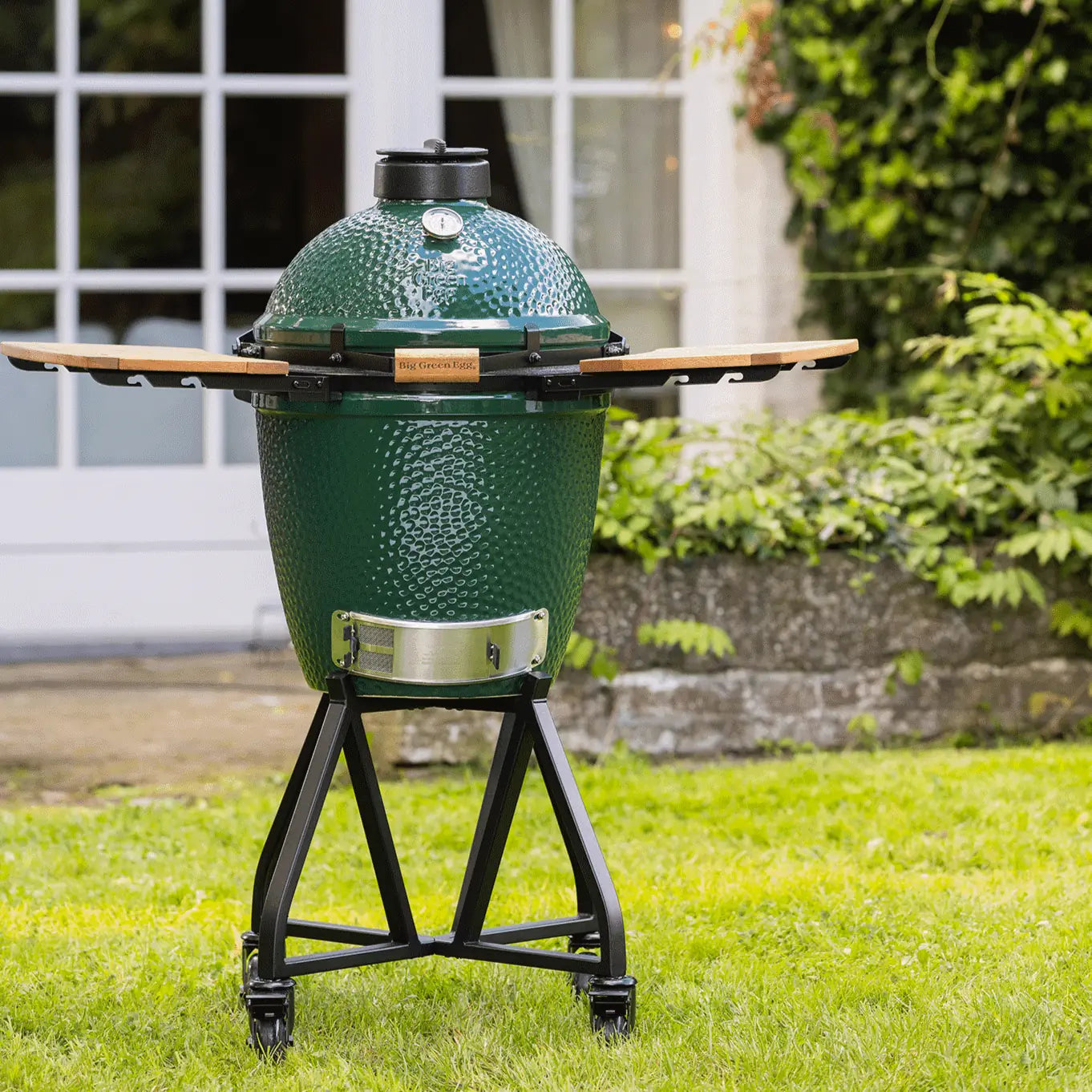 Medium Big Green Egg Grill